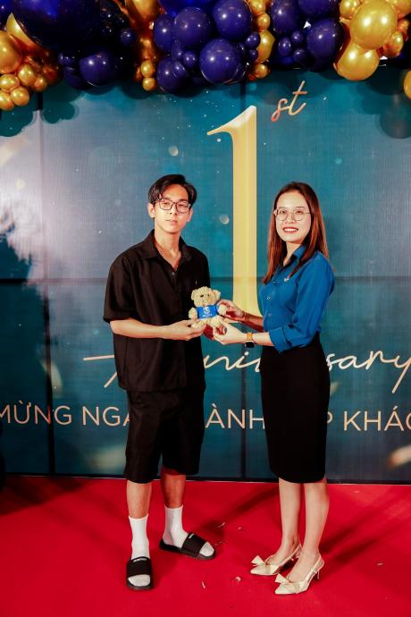Hoạt Động Doanh Nghiệp
