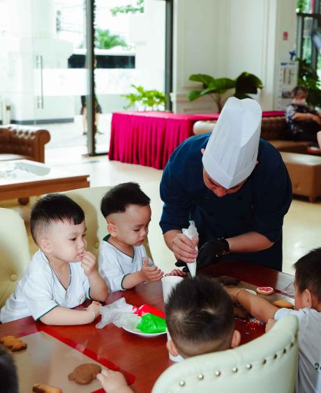 Christmas Tree Lighting Activity